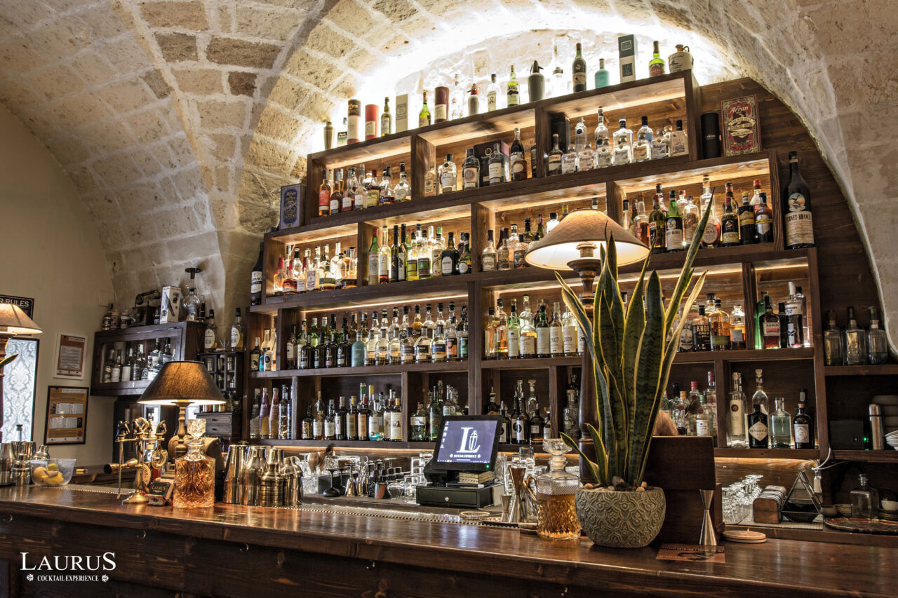 laurus lecce cocktail bar